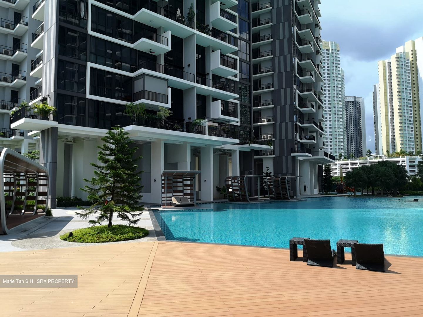 The Trilinq (D5), Condominium #555011661